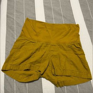Old Navy Maternity Shorts